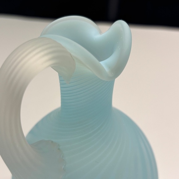 Rare Fenton Rib Optic Blue Satin Cruet c.1950 - Picture 13 of 16